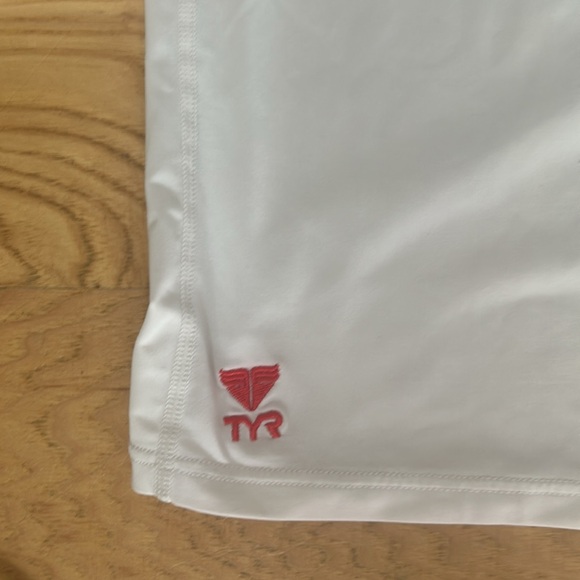 TYR Guard Rash Guard Shirt - Picture 2 of 3